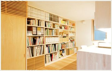 壁一面の書籍